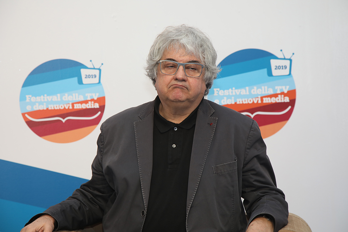 Festival della TV e dei Nuovi Media 2019_079.jpg - FESTIVAL DELLA TV E DEI NUOVI MEDIA 2019 A come Ambiente Le tematiche ambientaliste: dalla cronaca delle catastrofi naturali alla formazione di una vera e propria cultura della prevenzione. Luca Mercalli, Ermete Realacci, Angelo Robotto, Mario Tozzi con Rosy Battaglia